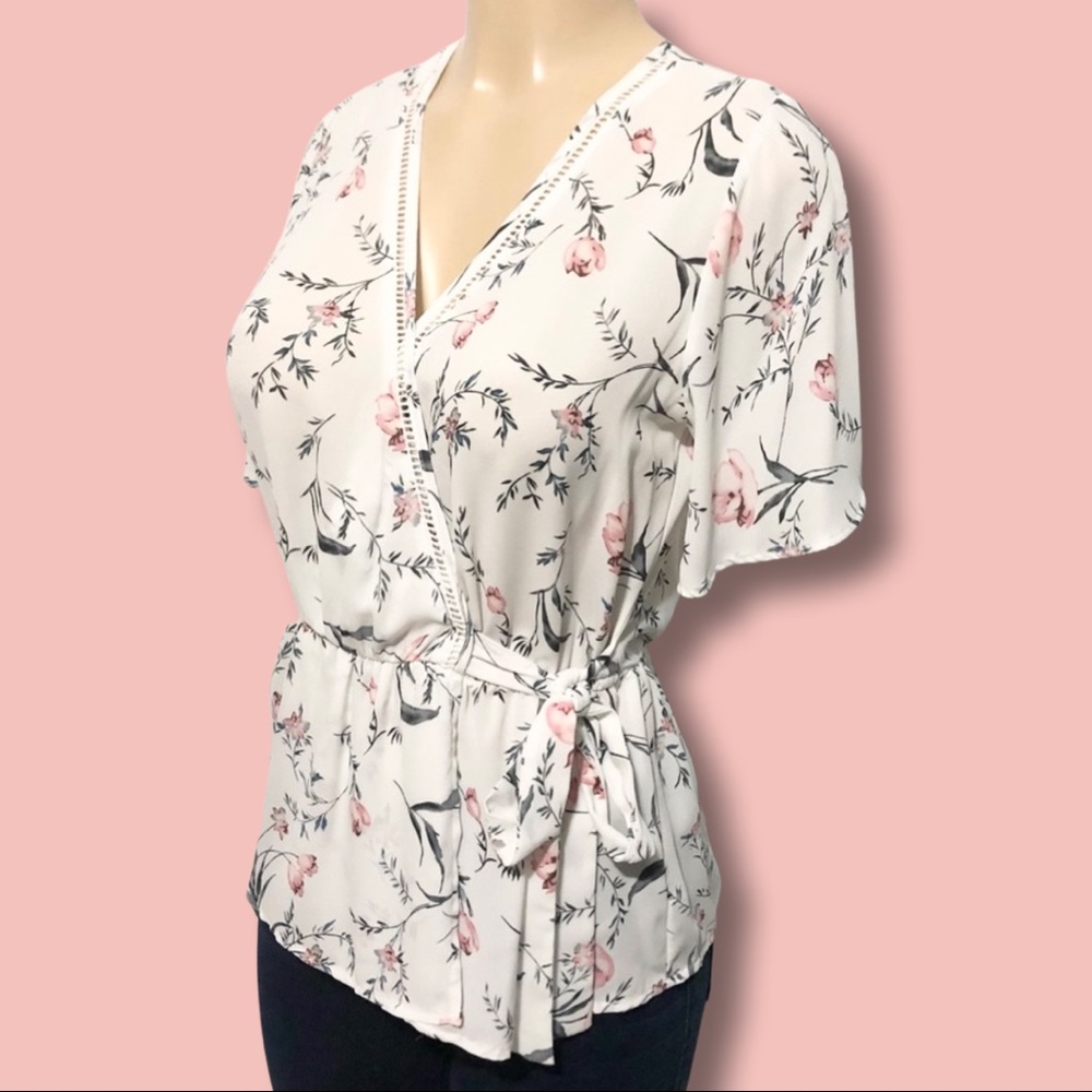 Sienna Sky White Floral S Peplum Blouse - Picture 4 of 9